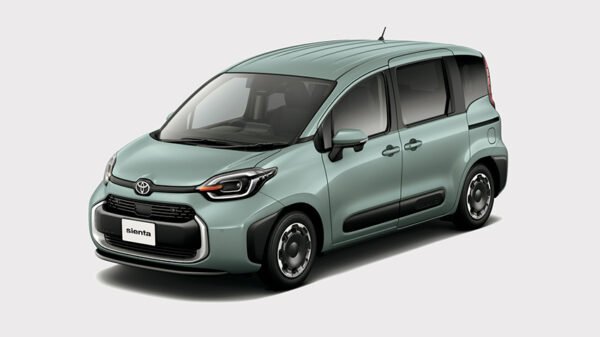 Toyota Sienta MXPL10