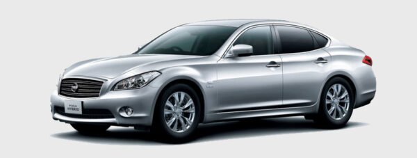 Nissan Fuga Hybrid HY51