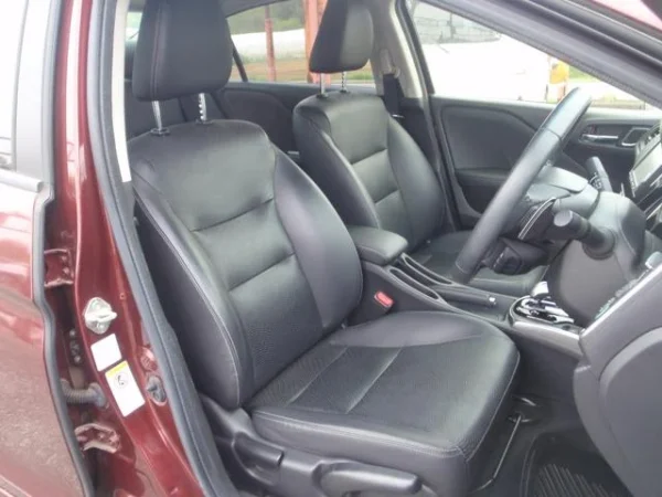 HONDA GRACE HYBRID - Image 8