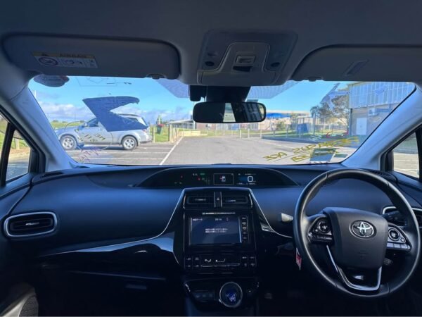 PRIUS PHV-PLUG IN HYBIRD - Image 4